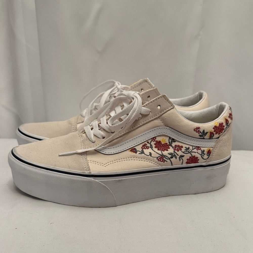Vans Women's old skool Cream Sneakers with embroidered Floral Design